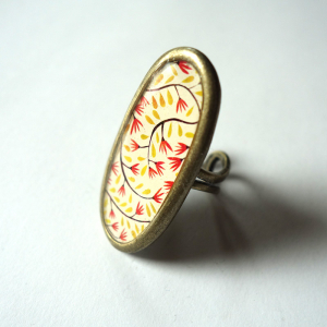 Oval ring Red flowers