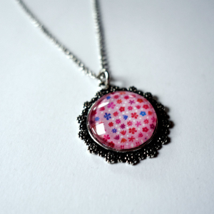 Oval necklace Strawberries