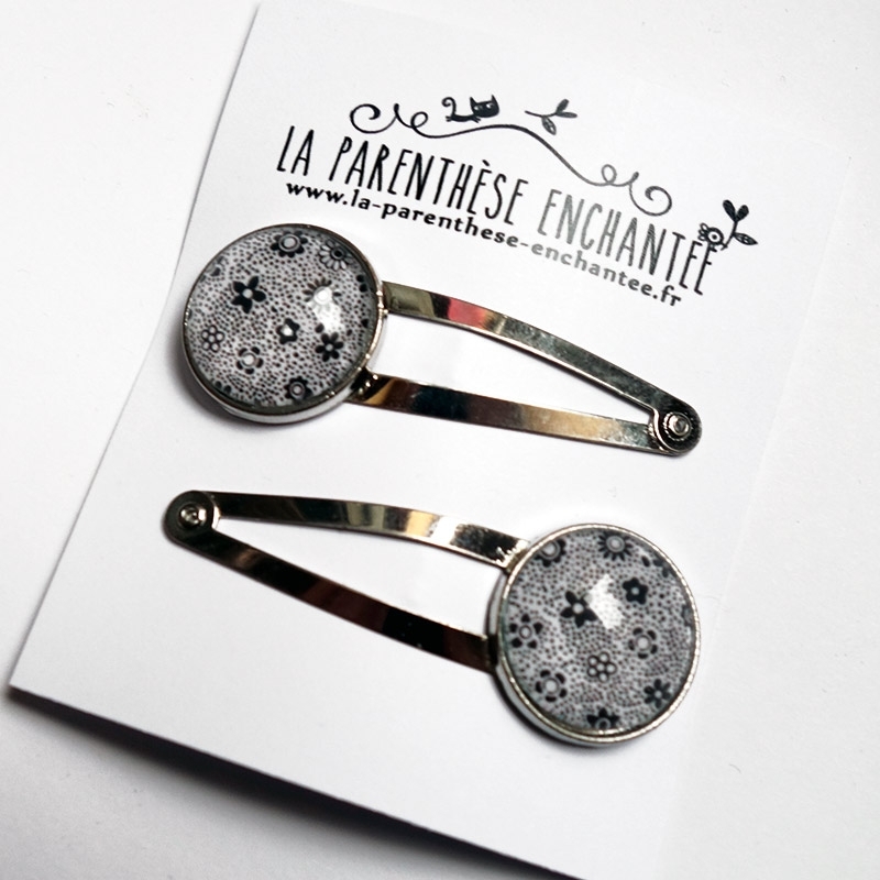 Barrettes clic-clac Les petites fleurs noires